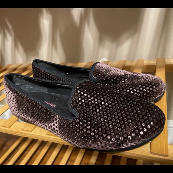 Munro Velvet Smoking Flats - Picture 2 of 2